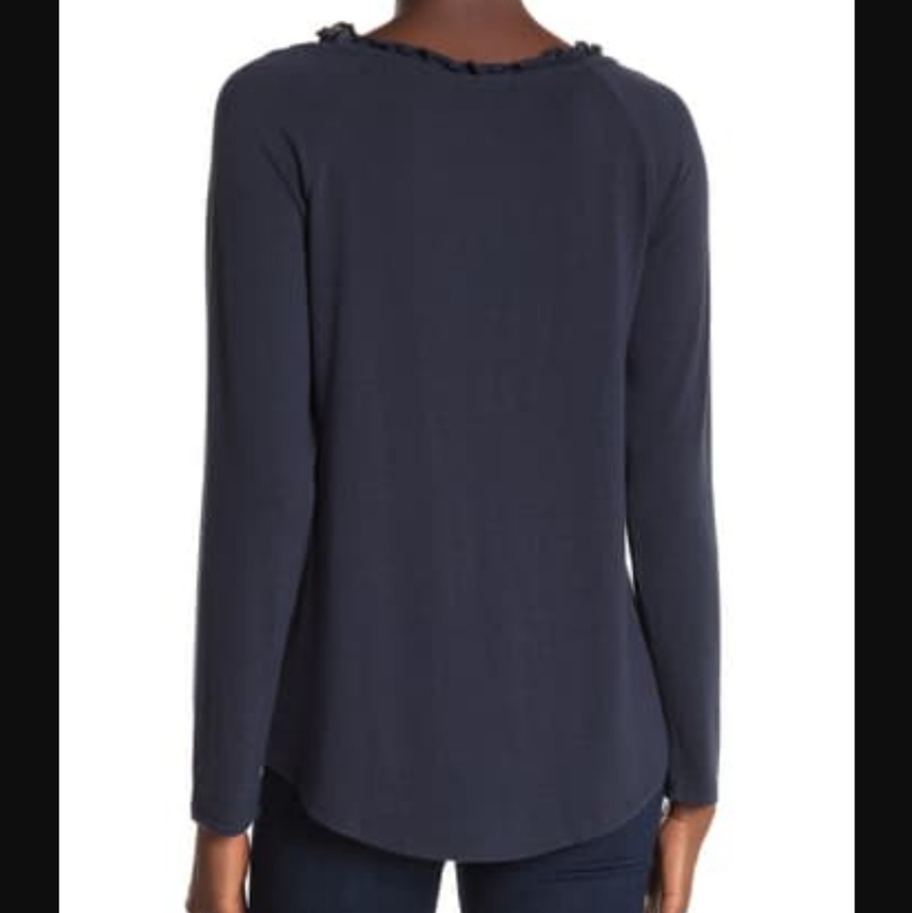 Gibson Ruffled Edge Raglan Pullover Navy. - Picture 2 of 9